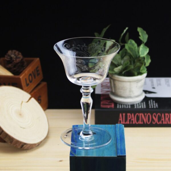 Classic Charm Retro Cocktail Glasses